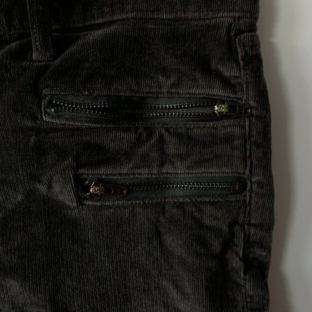Banana Republic Women's Charcoal Zip Pocket Skinny Ankle Carduroy Pants Size 30 - Picture 3 of 13